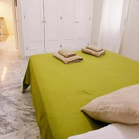 Cozy In Old Town Διαμέρισμα *